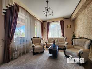 Дом 265м², 2-этажный, на длительный срок,