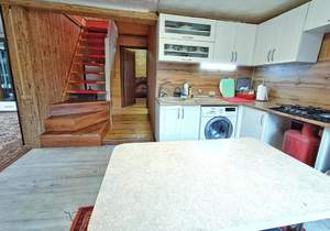 Дом 79м², 2-этажный, участок 5 сот.