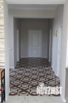 Дом 313м², 3-этажный, участок 16 сот.