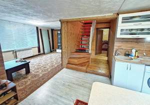 Дом 79м², 2-этажный, участок 5 сот.