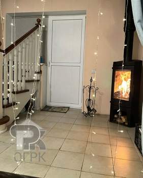 Дом 160м², 2-этажный, участок 8 сот.