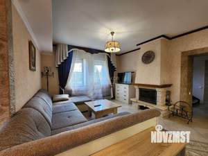 Дом 265м&sup2;, 2-этажный, на длительный срок, 