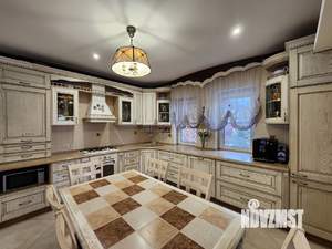 Дом 265м&sup2;, 2-этажный, на длительный срок, 