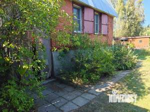 Дом 50м², 2-этажный, участок 6 сот.  