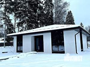 Дом 100м&sup2;, 1-этажный, участок 5 сот.  