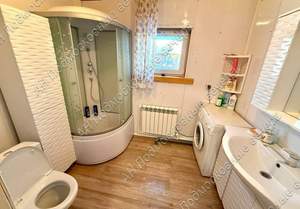 Дом 132м&sup2;, 2-этажный, участок 8 сот.  