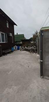 Дом 140м&sup2;, 2-этажный, участок 8 сот.  