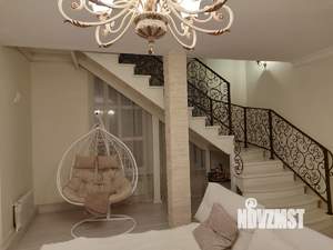 Коттедж 405м², 2-этажный, участок 20 сот.  