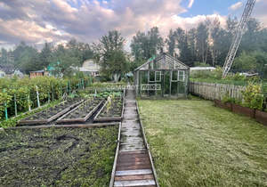 Дом 30м&sup2;, 2-этажный, участок 8 сот.  