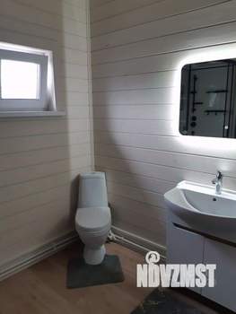 Дом 64м², 2-этажный, участок 6 сот.  