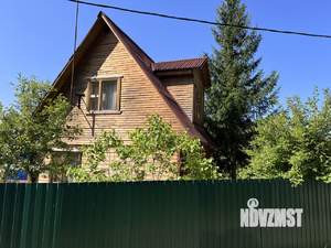 Дом 30м², 2-этажный, участок 6 сот.  