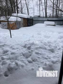 Дом 30м&sup2;, 2-этажный, участок 6 сот.  