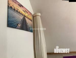 Дом 30м&sup2;, 2-этажный, участок 6 сот.  