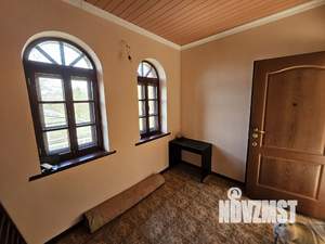Коттедж 400м², 3-этажный, участок 15 сот.  