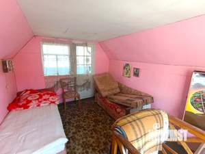 Дом 40м&sup2;, 2-этажный, участок 4 сот.  