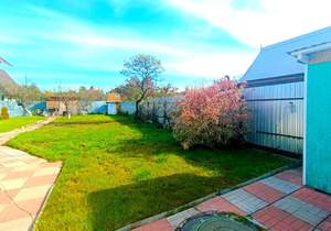 Дом 40м², 2-этажный, участок 4 сот.  