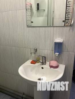 Студия квартира, посуточно, 40м2, 6/10 этаж