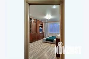 1-к квартира, посуточно, 33м2, 4/9 этаж