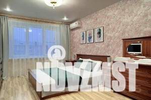 1-к квартира, посуточно, 33м2, 4/9 этаж