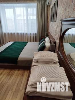 1-к квартира, посуточно, 33м2, 4/9 этаж
