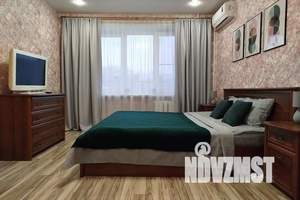 1-к квартира, посуточно, 33м2, 4/9 этаж