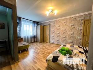 1-к квартира, посуточно, 35м2, 3/5 этаж