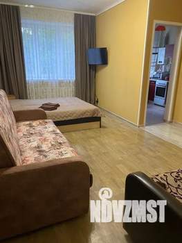 2-к квартира, посуточно, 45м2, 1/4 этаж