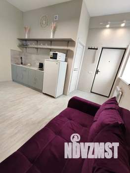 Студия квартира, посуточно, 28м2, 9/10 этаж