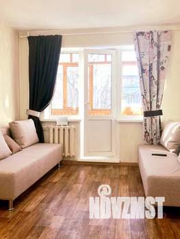 1-к квартира, посуточно, 32м2, 4/5 этаж