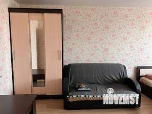 1-к квартира, посуточно, 37м2, 7/10 этаж