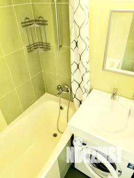 1-к квартира, посуточно, 42м2, 1/5 этаж