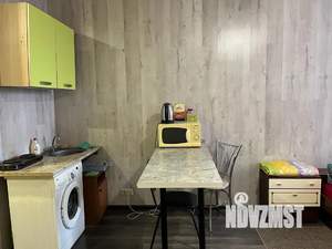 Студия квартира, посуточно, 40м2, 6/10 этаж
