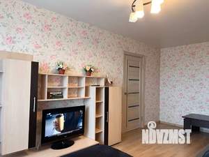 1-к квартира, посуточно, 37м2, 7/10 этаж