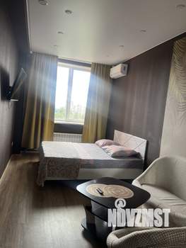 Студия квартира, посуточно, 30м2, 7/9 этаж