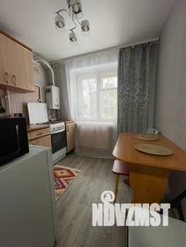 2-к квартира, посуточно, 43м2, 2/4 этаж