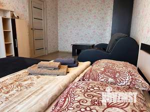 1-к квартира, посуточно, 37м2, 7/10 этаж