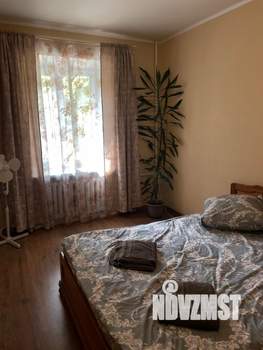 2-к квартира, посуточно, 57м2, 1/5 этаж