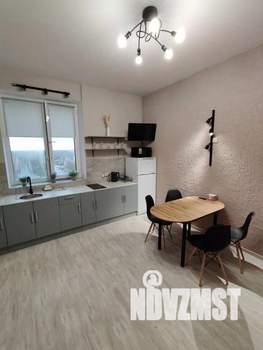 1-к квартира, посуточно, 38м2, 1/1 этаж