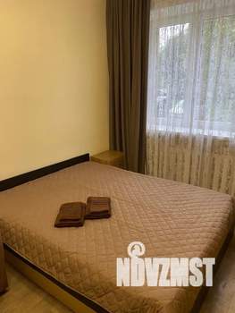 2-к квартира, посуточно, 45м2, 1/4 этаж