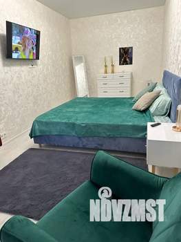 1-к квартира, посуточно, 40м2, 10/17 этаж