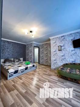 1-к квартира, посуточно, 35м2, 3/5 этаж