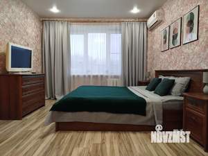 1-к квартира, посуточно, 33м2, 4/9 этаж