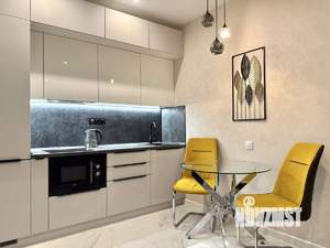 Студия квартира, на длительный срок, 30м2, 16/17 этаж