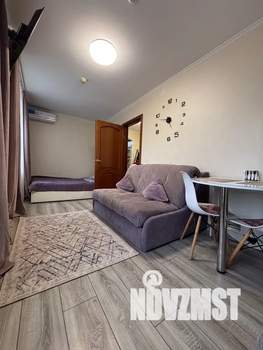 Студия квартира, посуточно, 26м2, 2/5 этаж