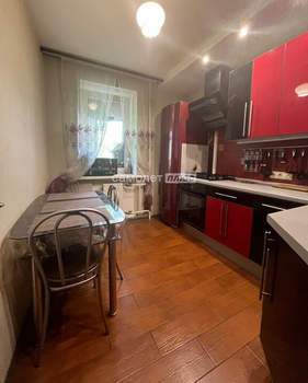 3-к квартира, вторичка, 58м2, 3/5 этаж