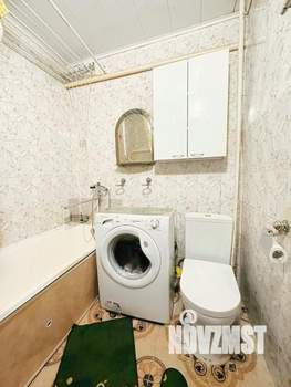 2-к квартира, вторичка, 42м2, 1/5 этаж