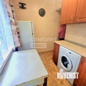 2-к квартира, вторичка, 42м2, 1/5 этаж