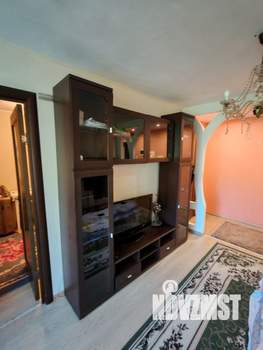 2-к квартира, вторичка, 42м2, 1/5 этаж
