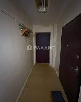 3-к квартира, вторичка, 70м2, 6/9 этаж
