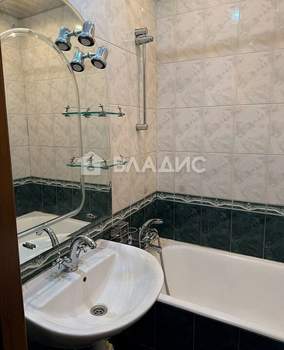 2-к квартира, вторичка, 50м2, 4/14 этаж